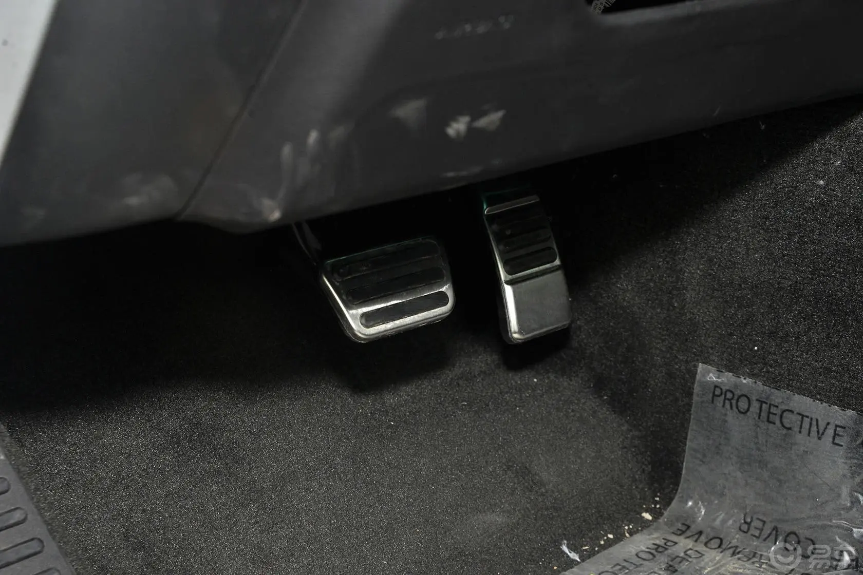 Mustang2.3L 手自一体 性能版脚踏板