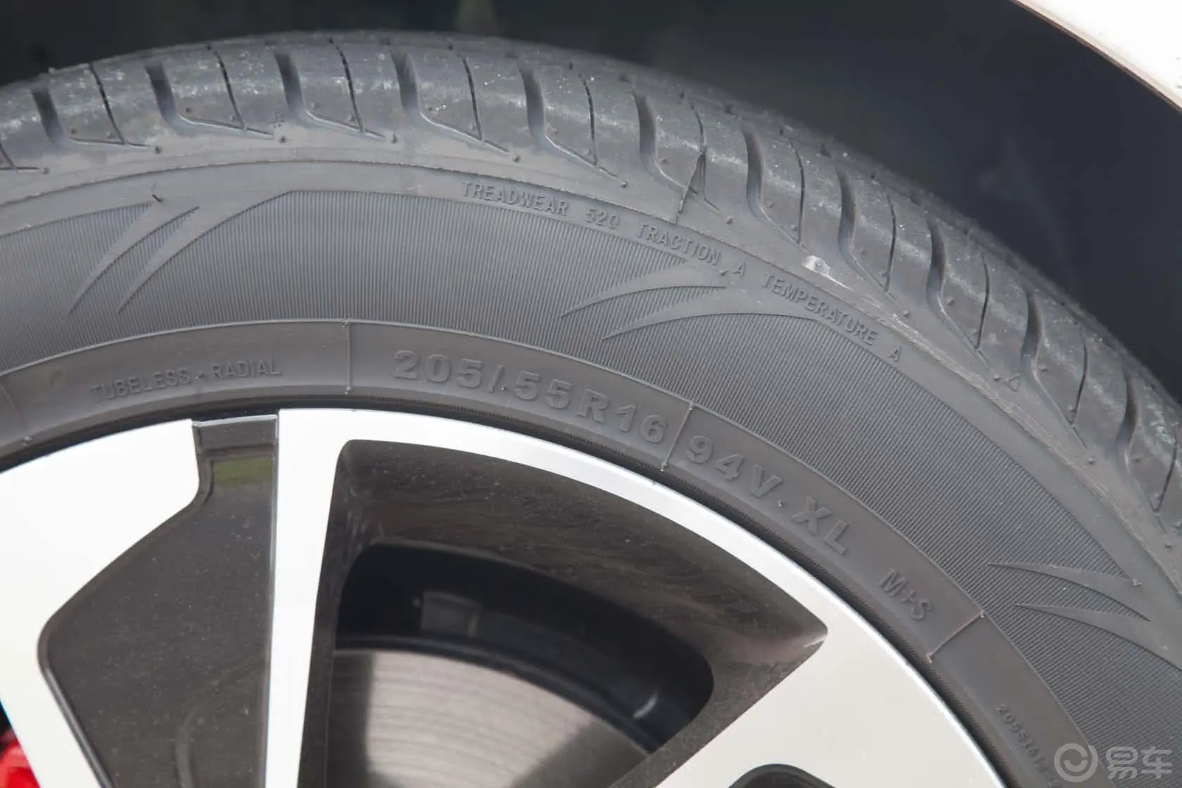 众泰Z3001.5L 手动 尊贵版轮胎规格