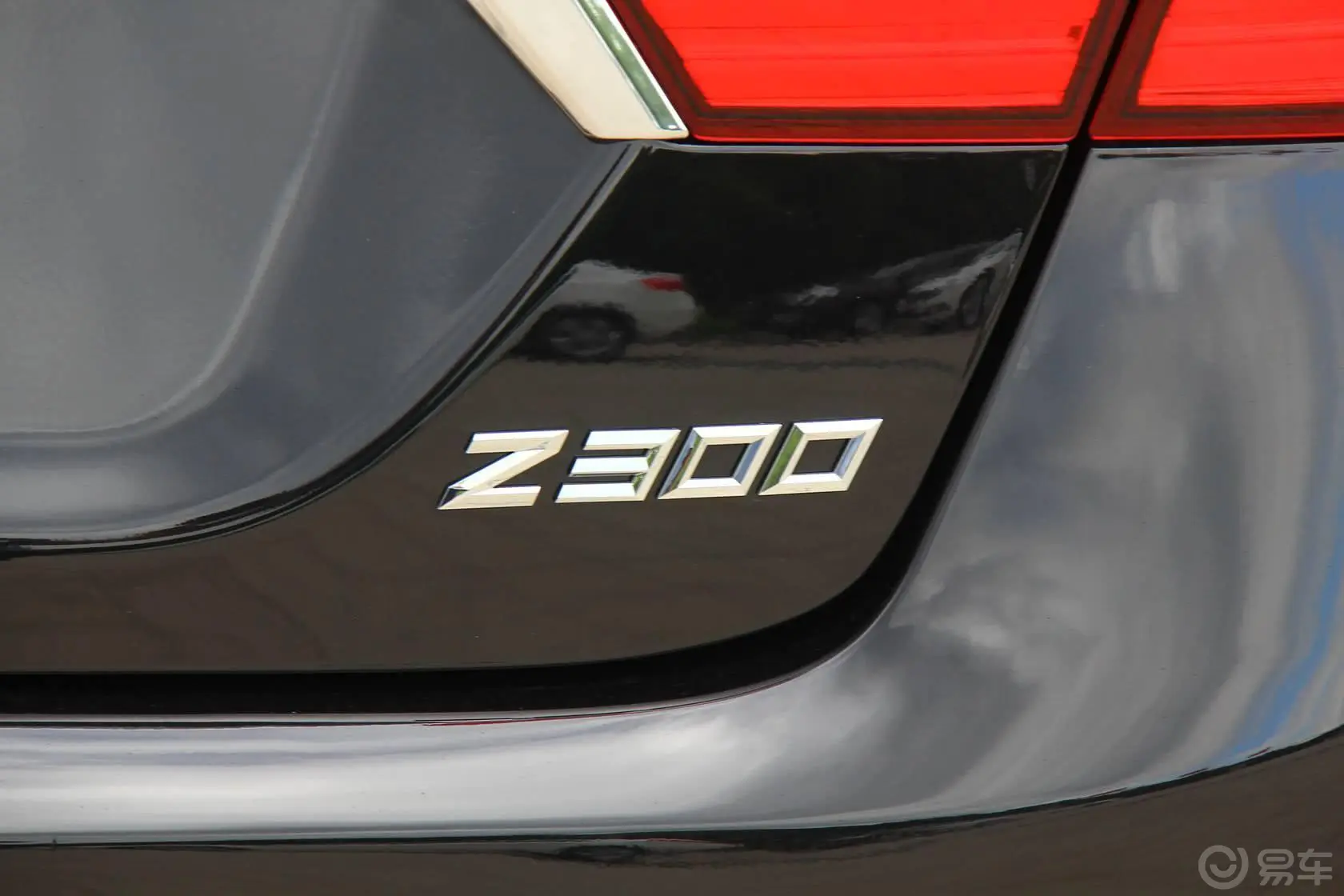 众泰Z3001.5L 手动 尊贵版尾标