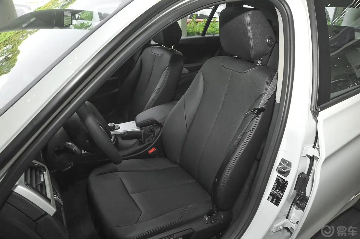 宝马3系(进口)320i 时尚型 旅行版驾驶员座椅