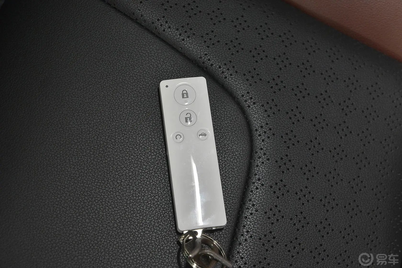 比亚迪G51.5TI 手动 尊贵版钥匙
