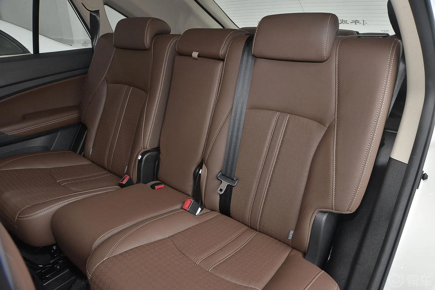 比亚迪S71.5T 手动 尊贵型 7座 升级版后排座椅