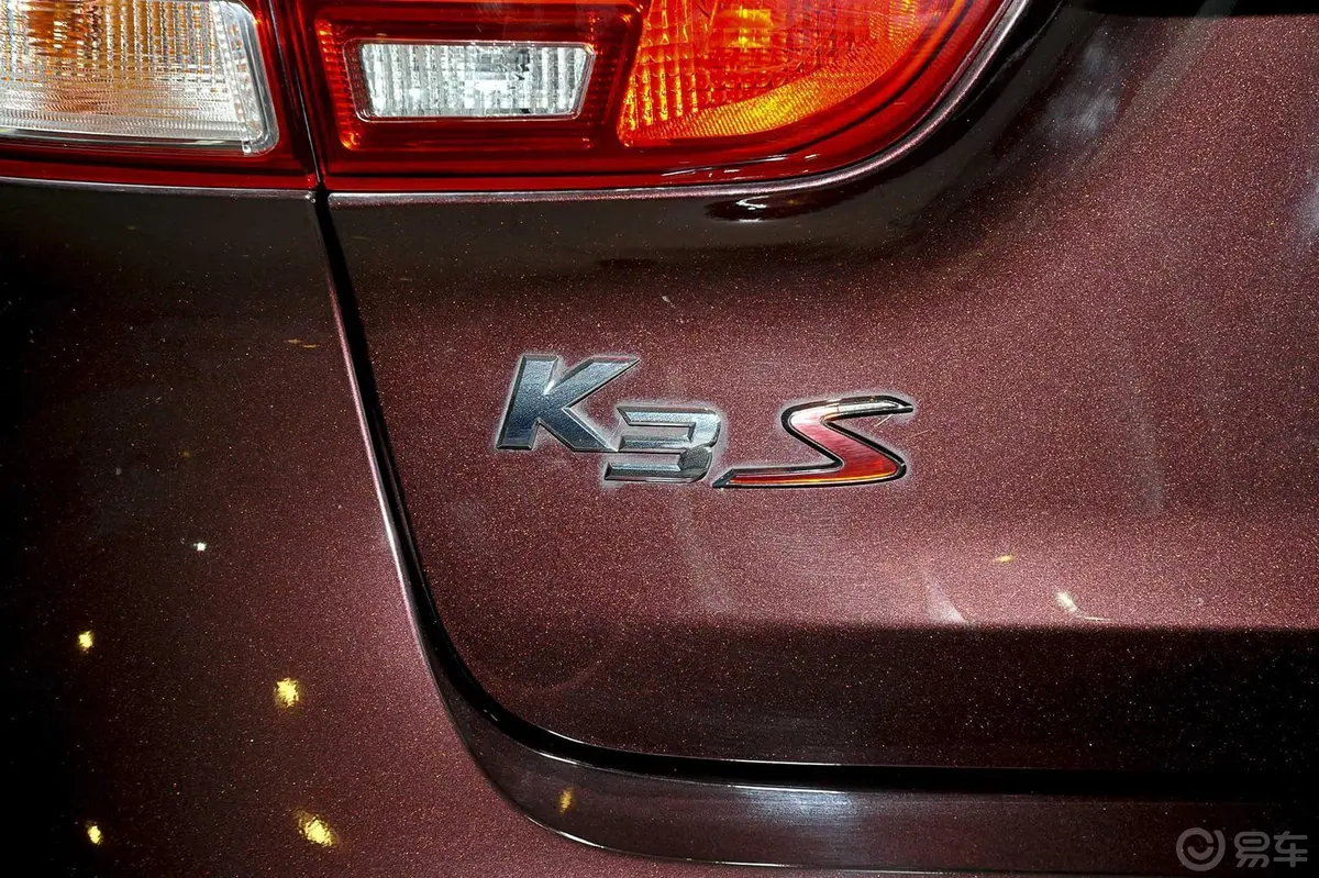 起亚K3S1.6L 自动 GLS尾标