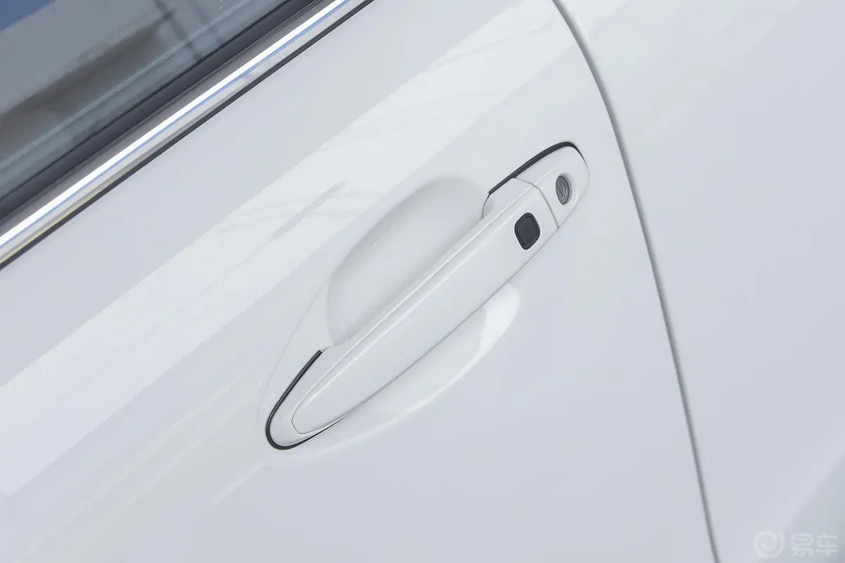 比亚迪S71.5T 手动 尊贵型 7座 升级版后视镜镜面（后）