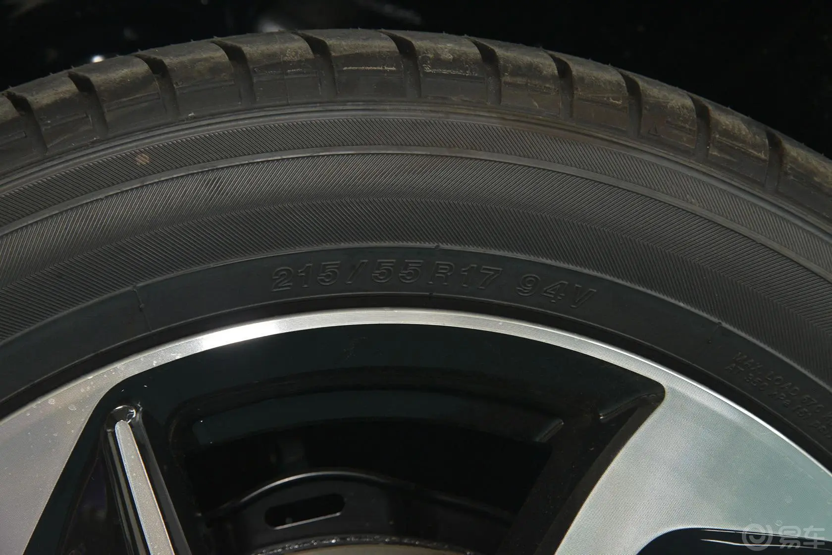 奥德赛改款 2.4L 自动 智享版轮胎规格