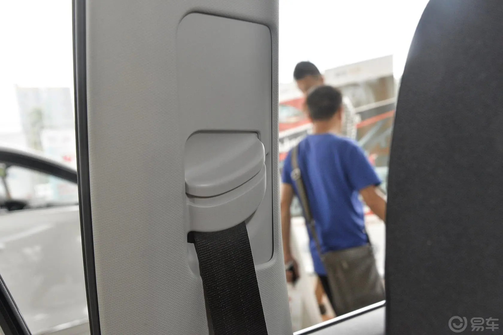 高尔夫·嘉旅230TSI 手动 进取版内饰
