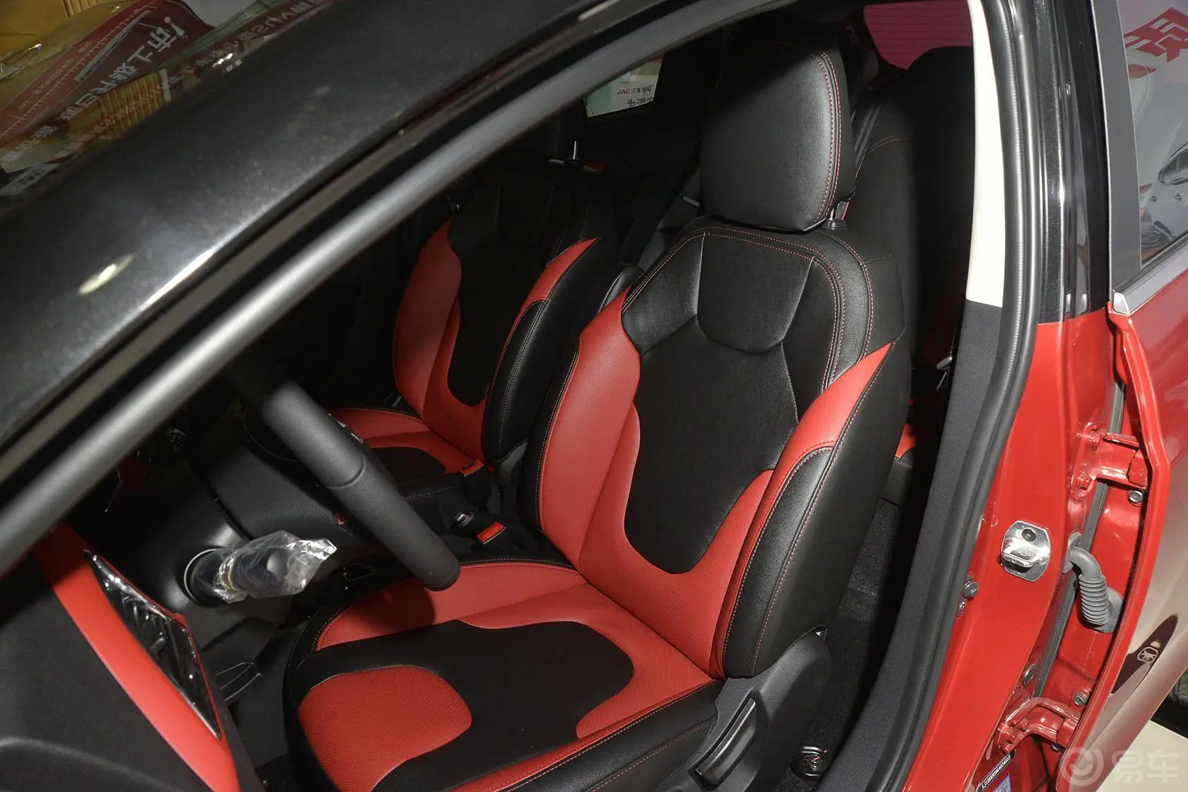 瑞风S21.5L CVT 豪华智能型 双色版驾驶员座椅