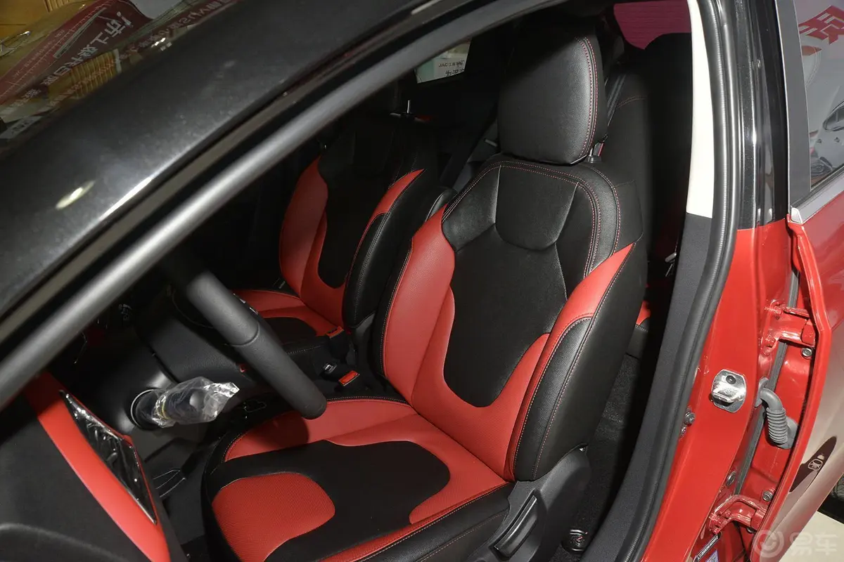 瑞风S21.5L CVT 豪华智能型 双色版驾驶员座椅