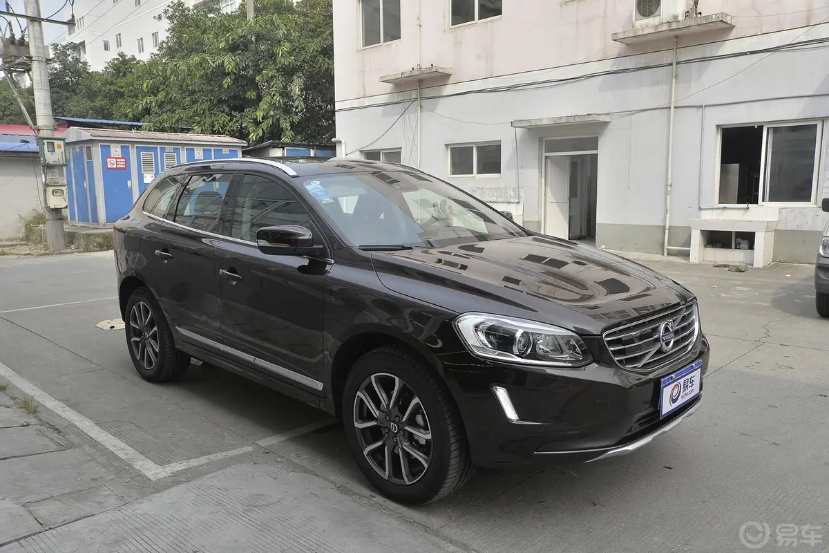 沃尔沃XC60T5 AWD 智驭版车门外拉手