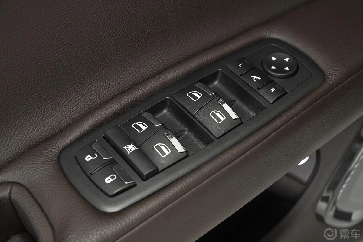 Quattroporte3.8T 标准型车窗升降键