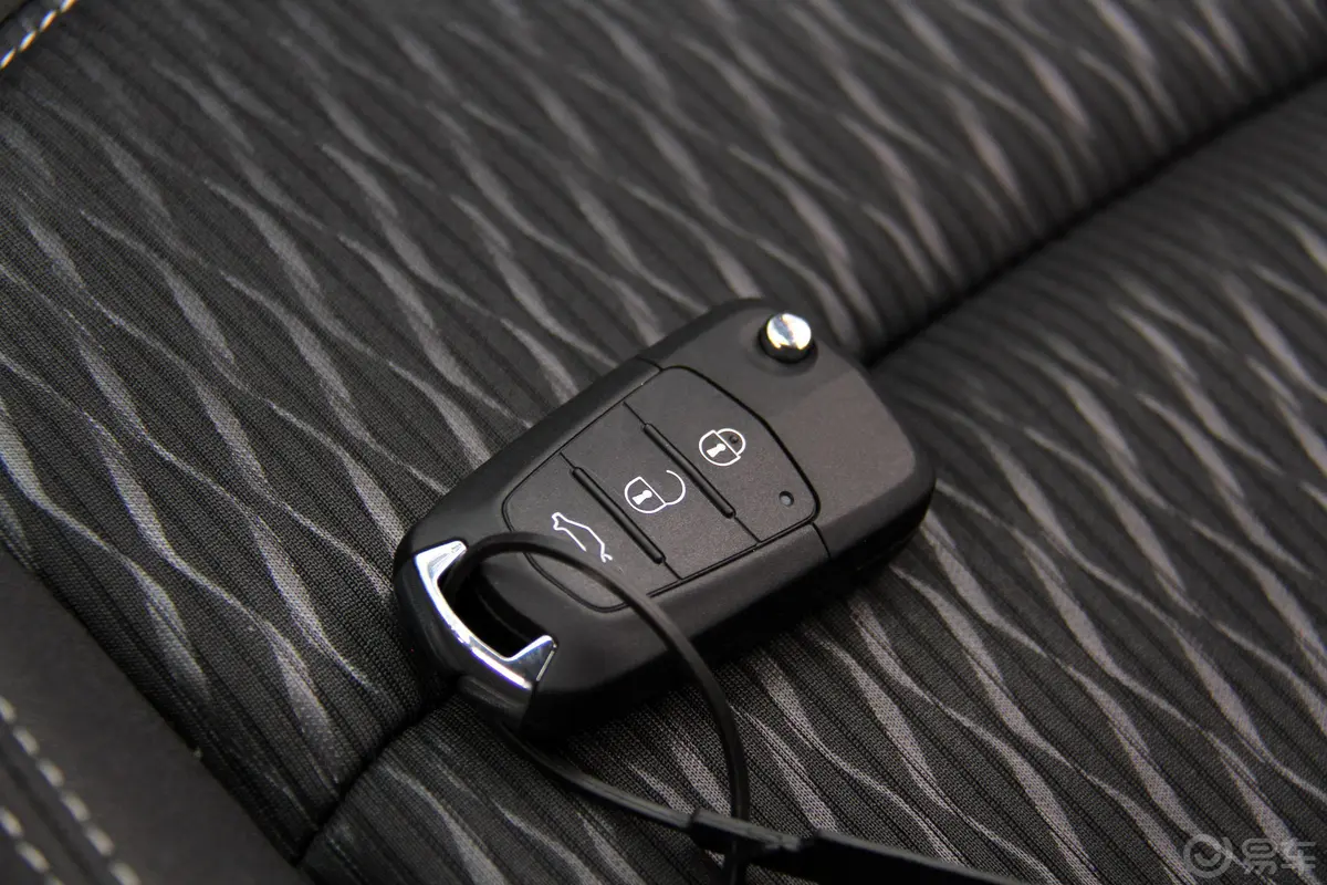 海马S5强动力版 1.6L 手动 舒适版钥匙正面