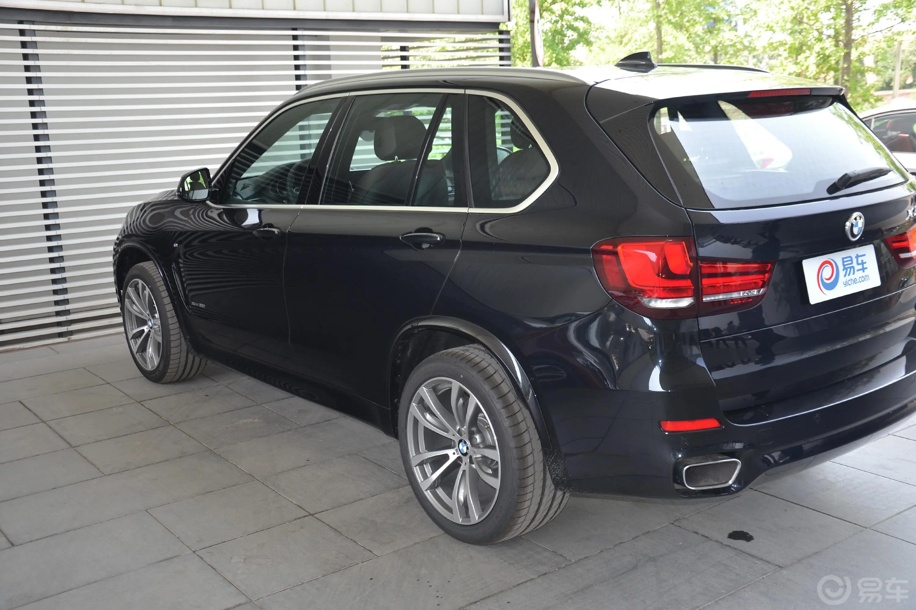 宝马X5(进口)xDrive35i M运动豪华版外观