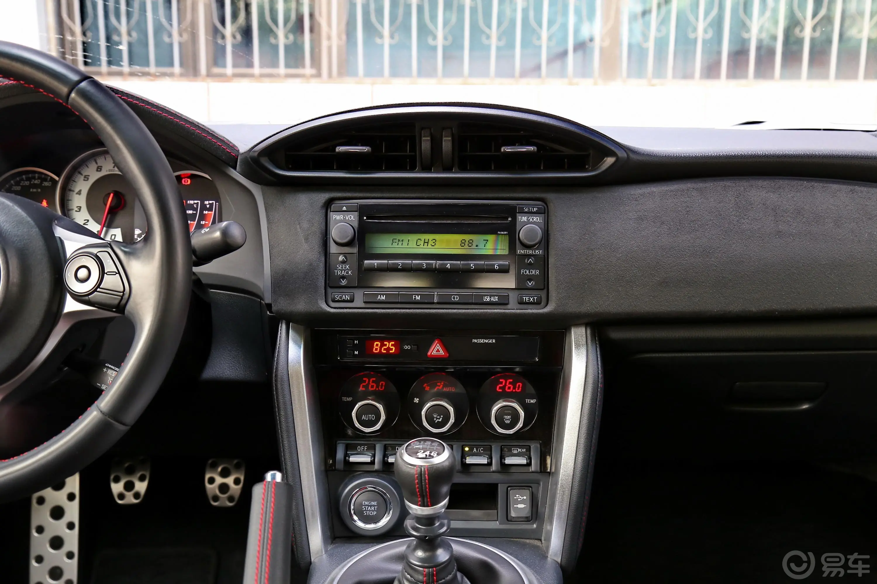 丰田862.0L 手动 豪华版中控台整体