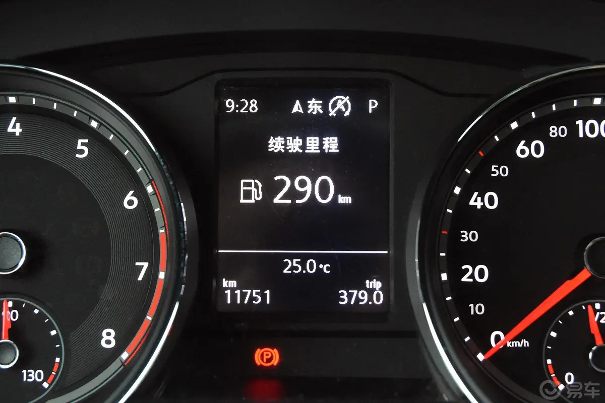 途昂380TSI 四驱 豪华版内饰