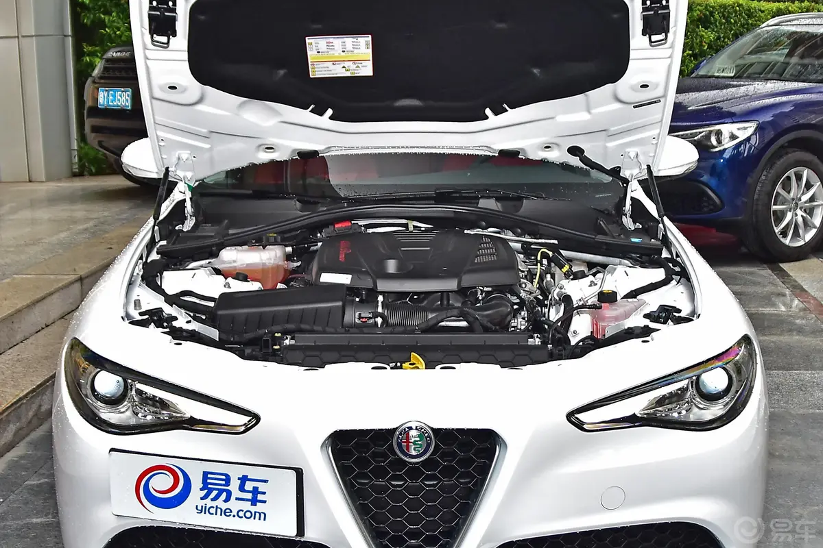 Giulia朱丽叶2.0T 280HP 豪华版外观