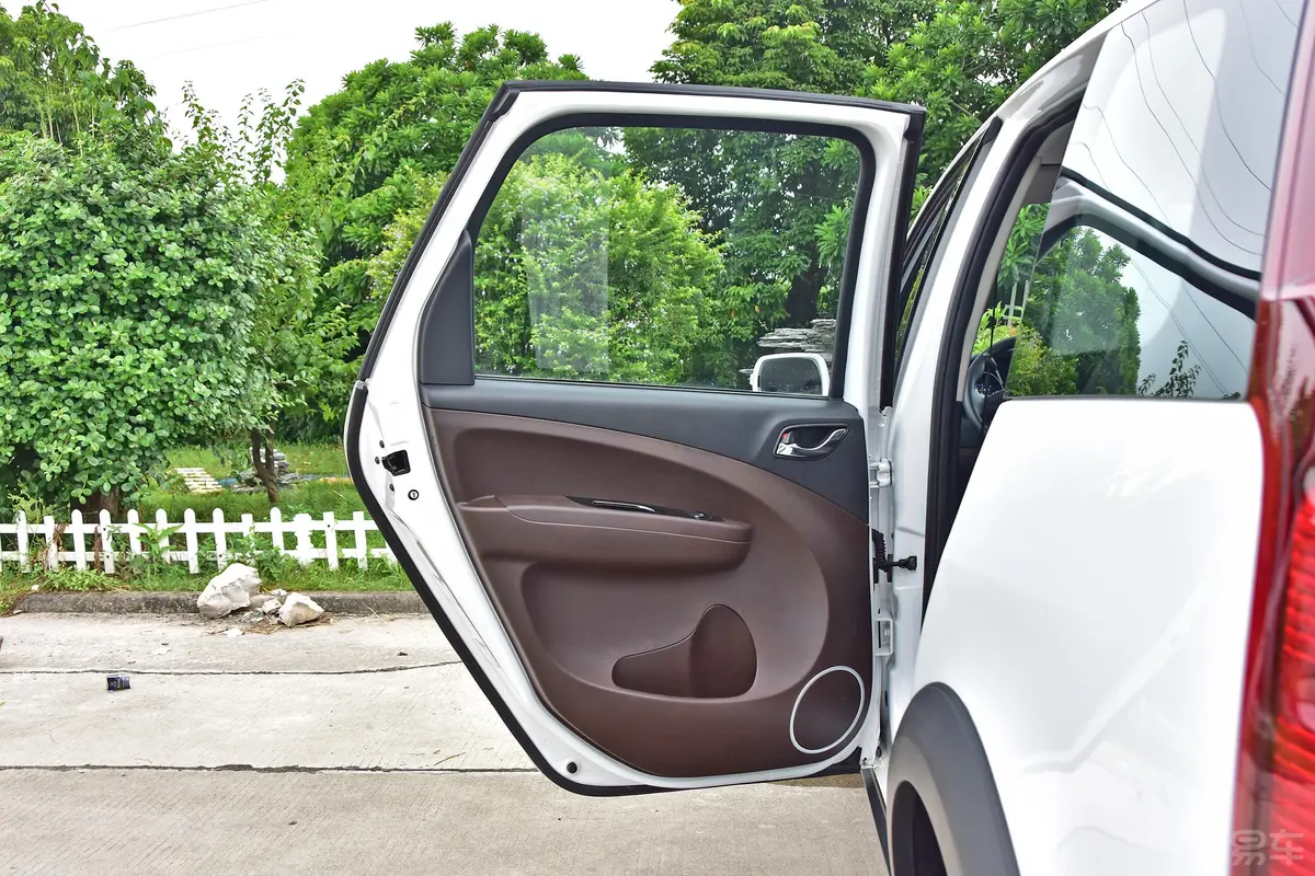 景逸X31.5L 手动 舒适版驾驶员侧后车门