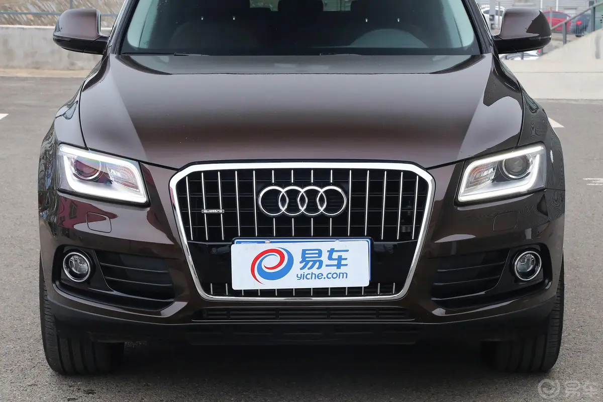 奥迪Q540TFSI 舒适版外观