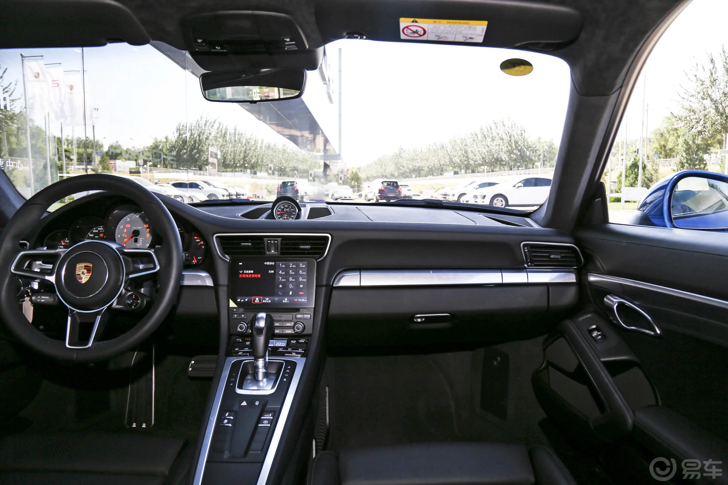 保时捷911Carrera S 3.0T副驾驶位区域