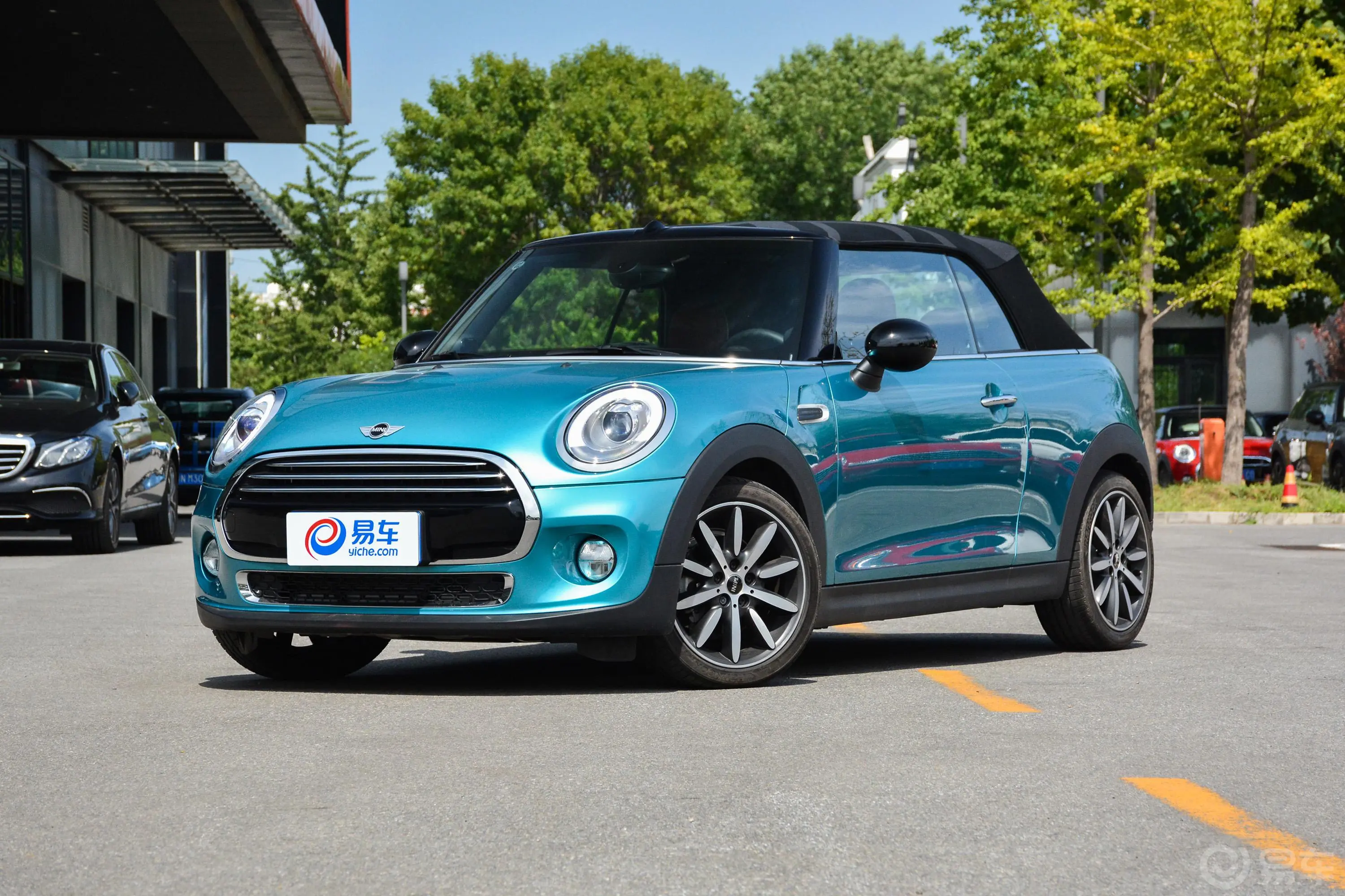 MINI CABRIO1.5T COOPER CABRIO 自由派外观