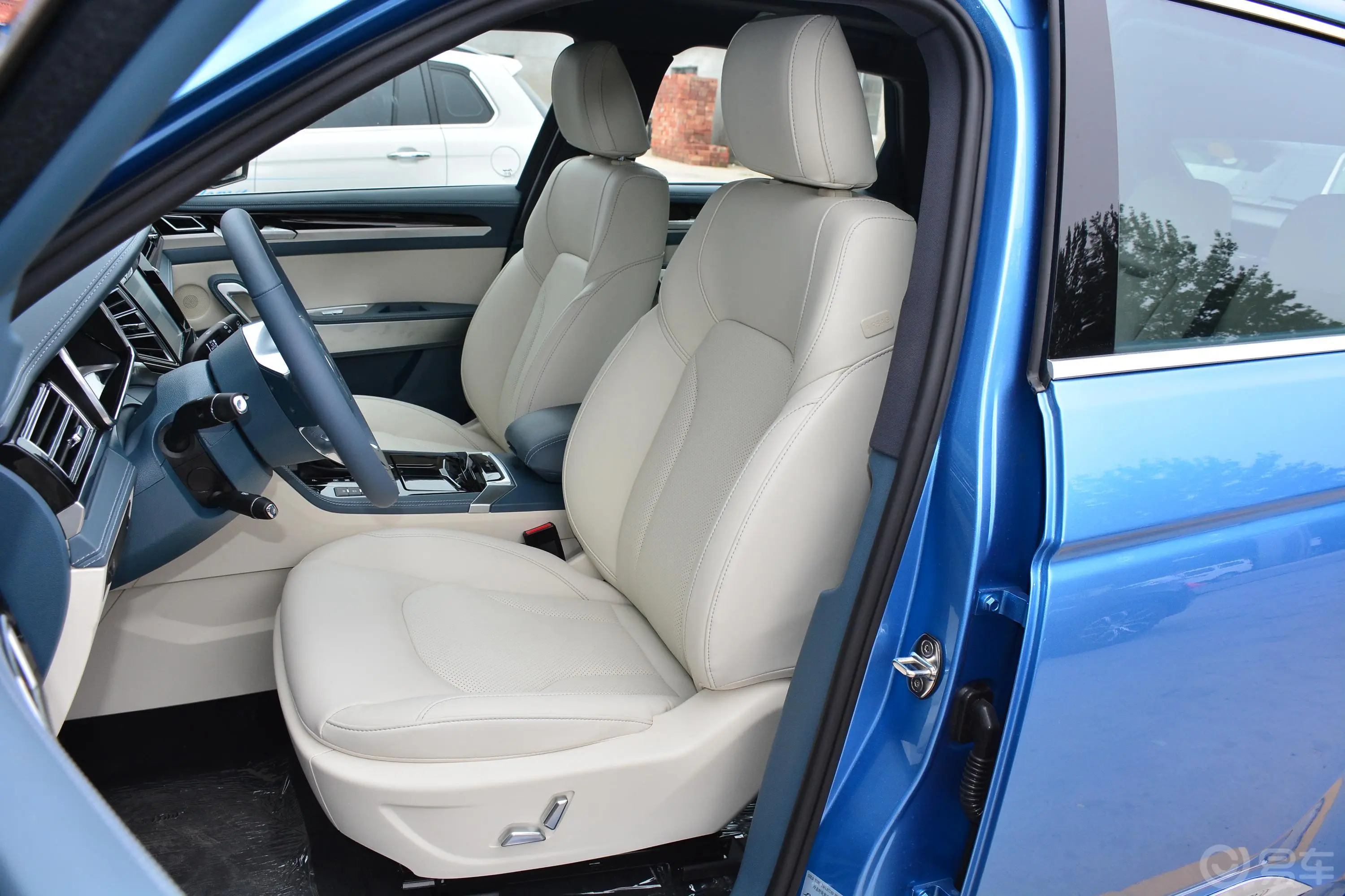 大迈X71.8T 双离合 豪华版驾驶员座椅