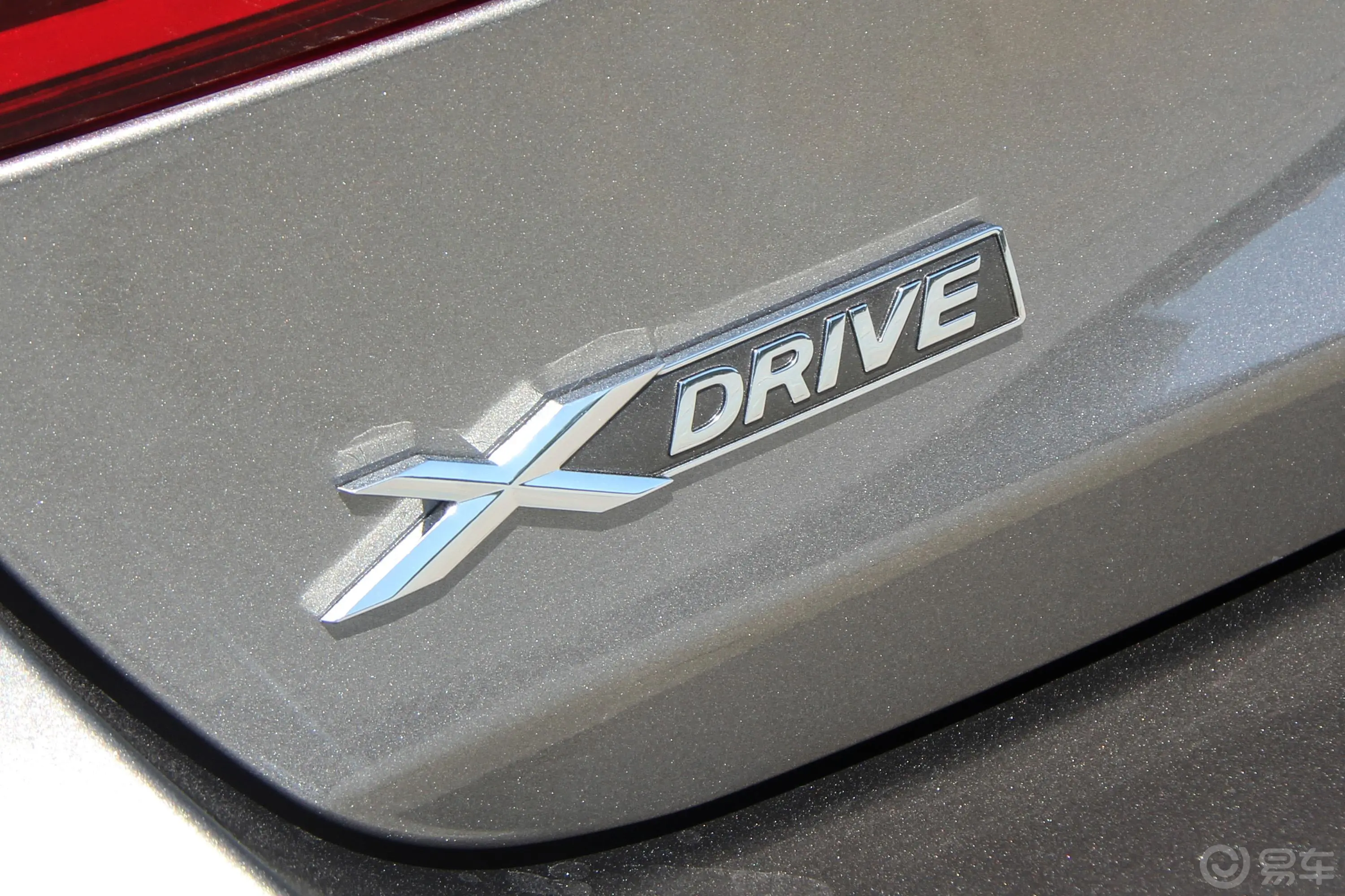 宝马3系330Li xDrive 豪华套装外观