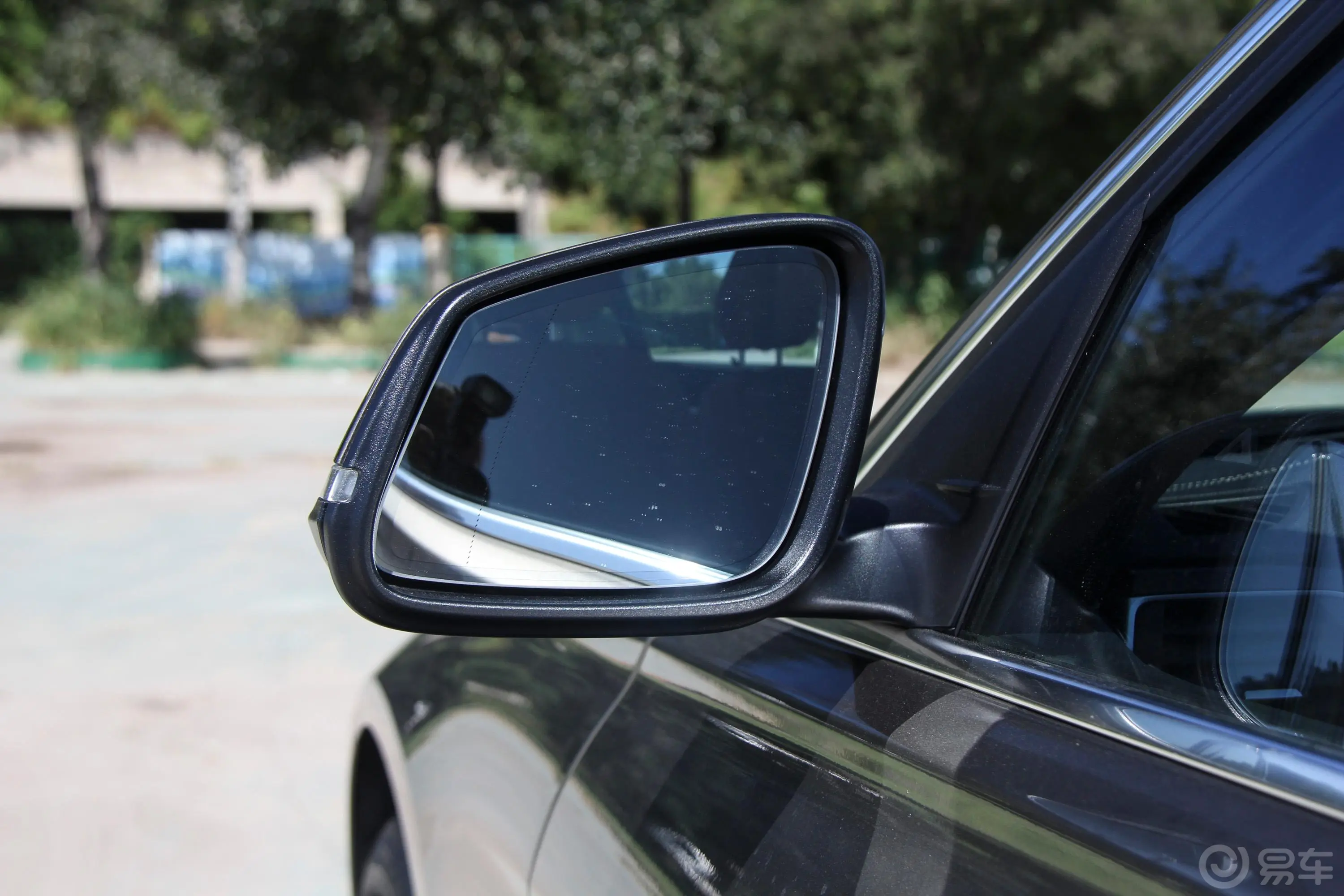 宝马3系330Li xDrive 豪华套装后视镜镜面