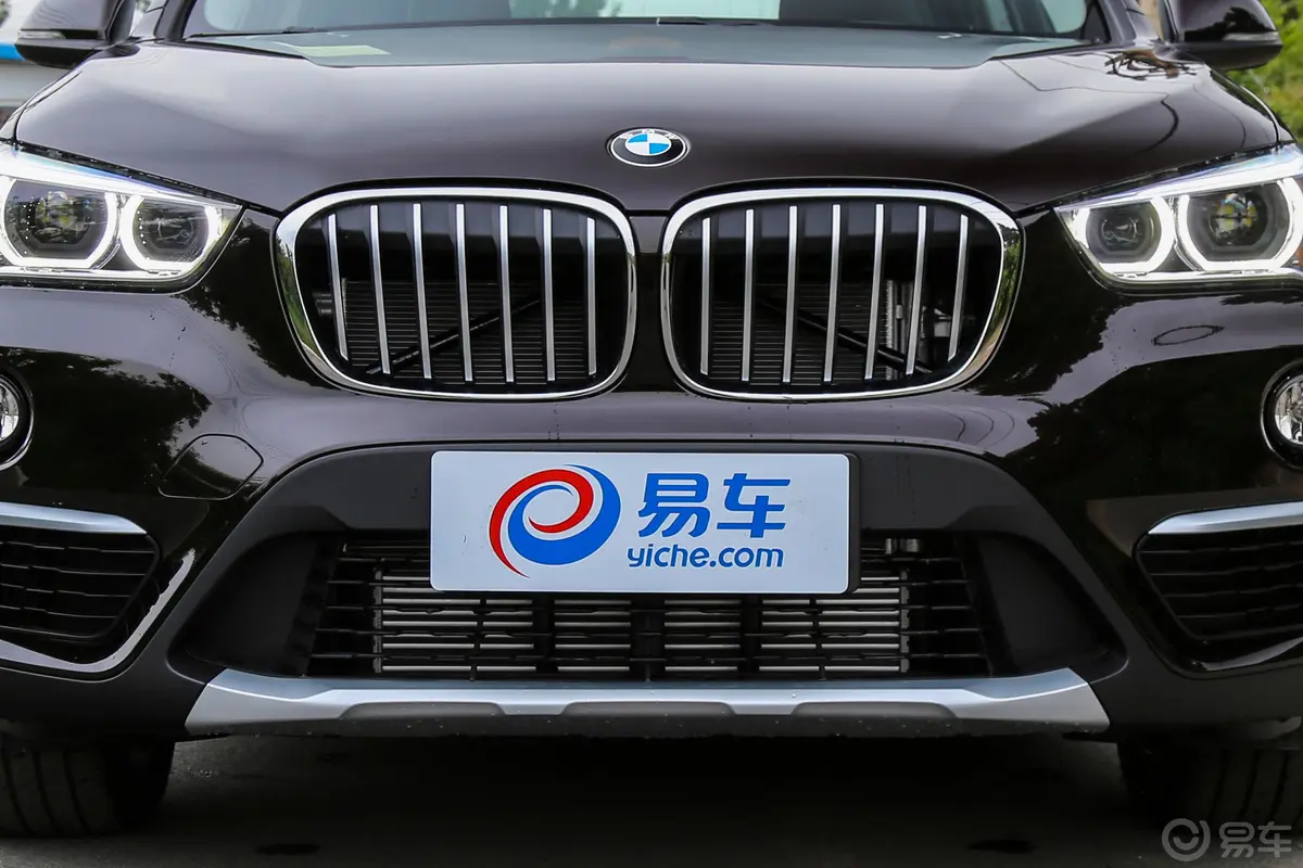 宝马X1xDrive20Li 尊享版外观