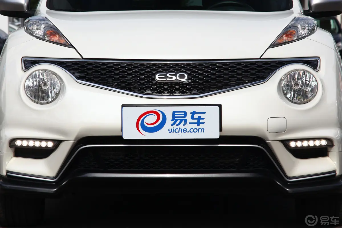 英菲尼迪ESQ1.6T CVT 率动版外观