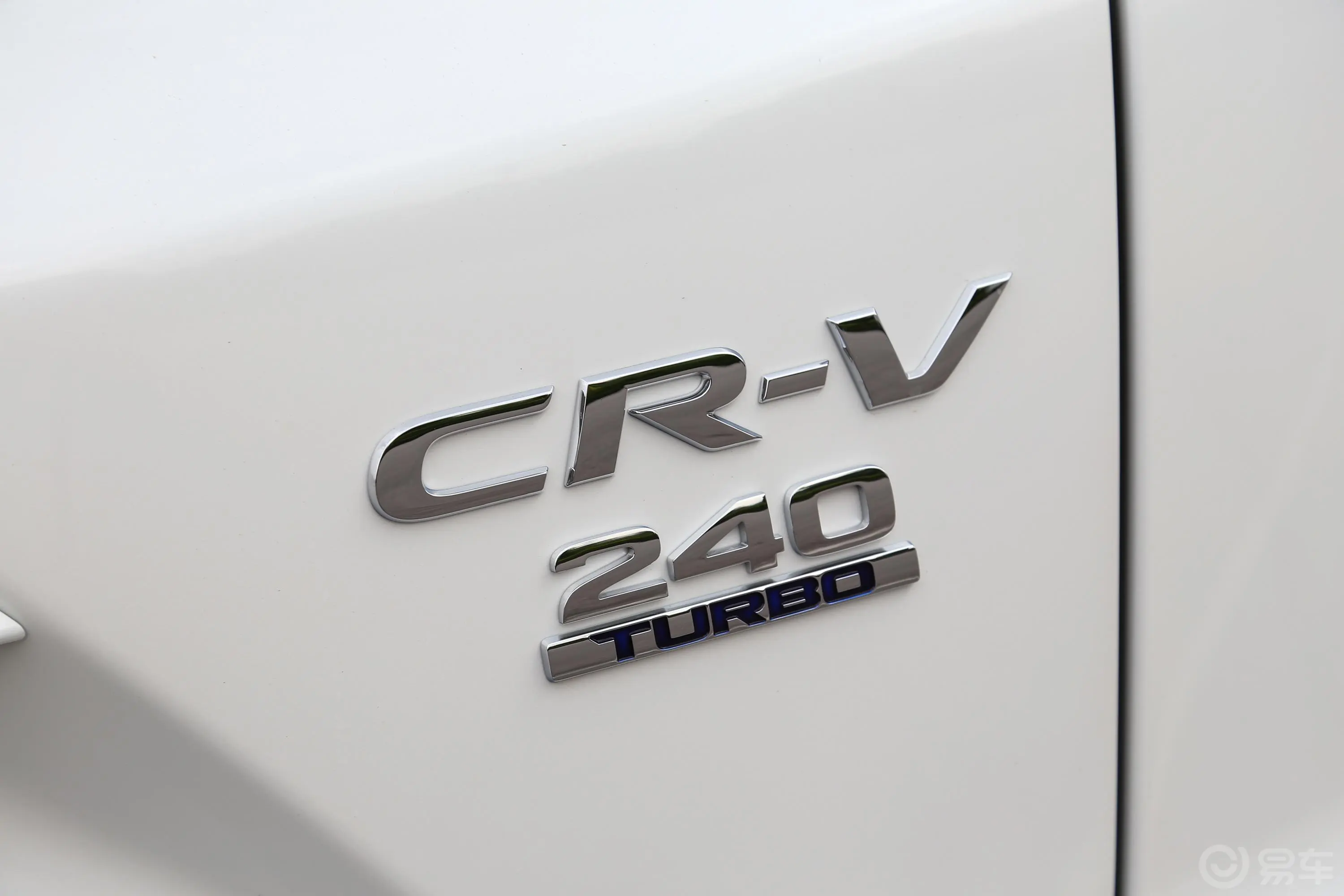 本田CR-V240TURBO CVT 四驱 尊耀版外观