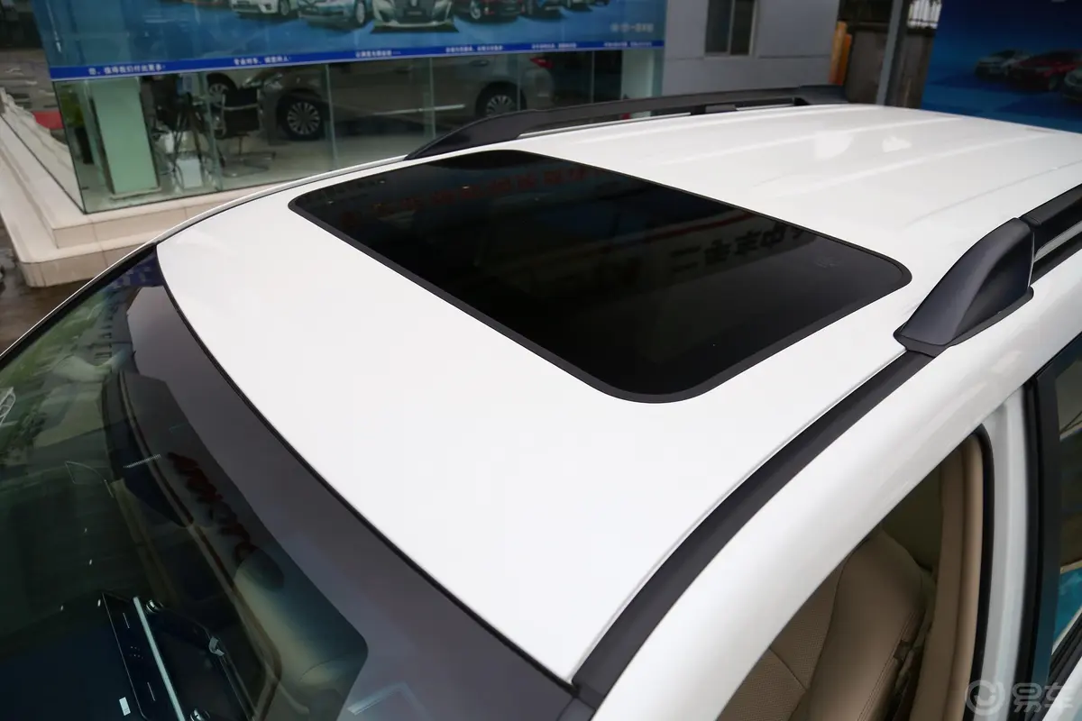 普拉多3.5L TX-L(后挂备胎)天窗