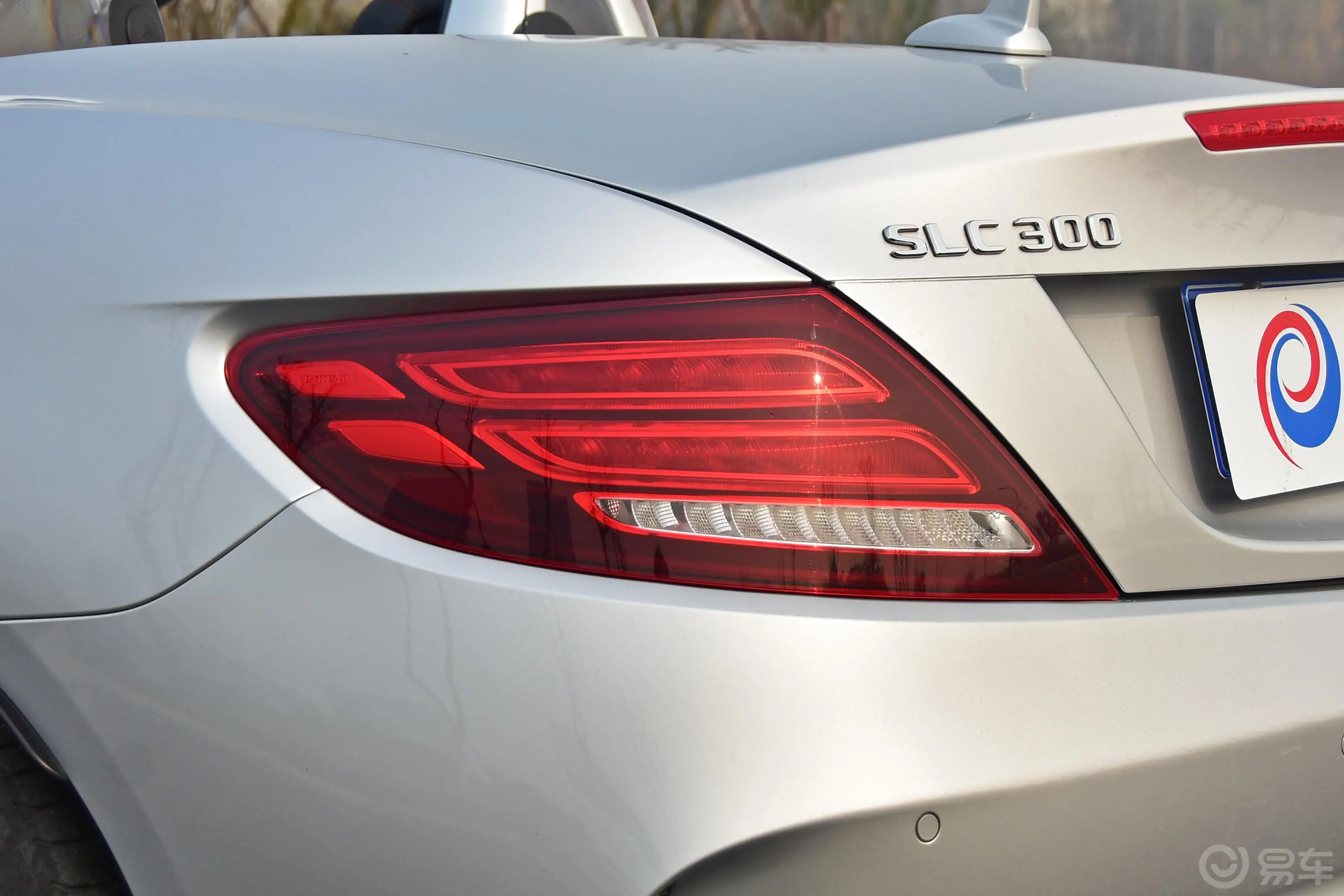 奔驰SLC级SLC 300 豪华运动版外观