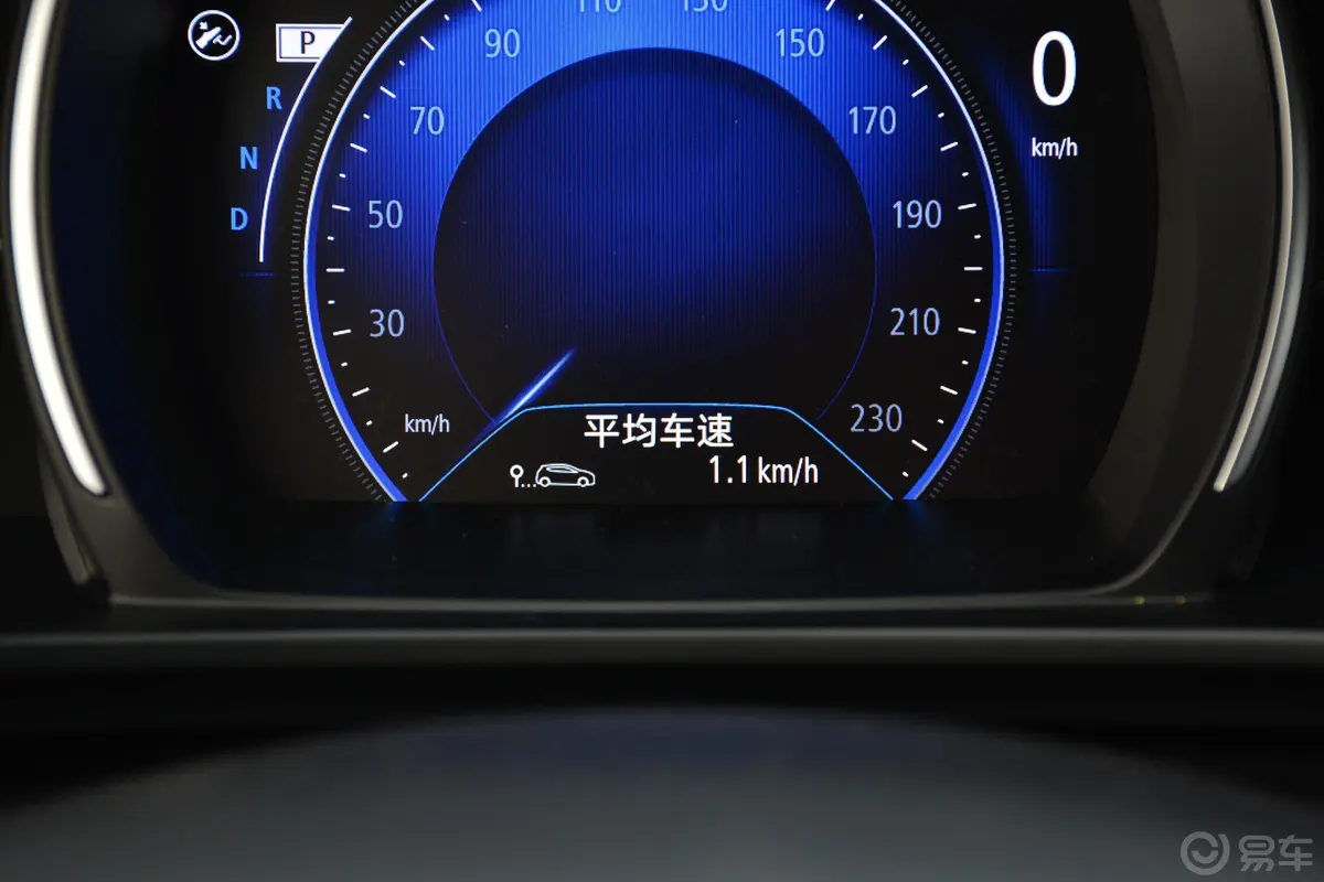 科雷傲2.0L CVT 两驱 豪华版内饰