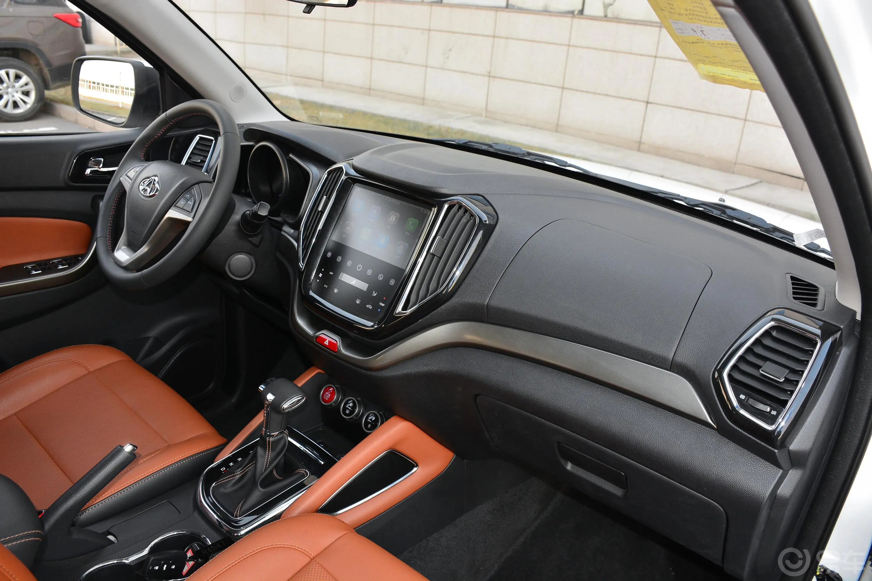 长安欧尚CX70CX70T 1.5T 手自一体 豪擎版内饰全景副驾驶员方向