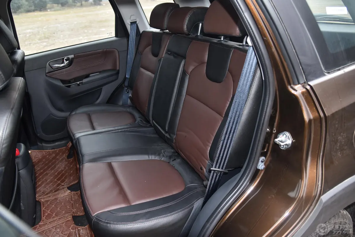 海马S71.8T 手动 豪华版后排座椅