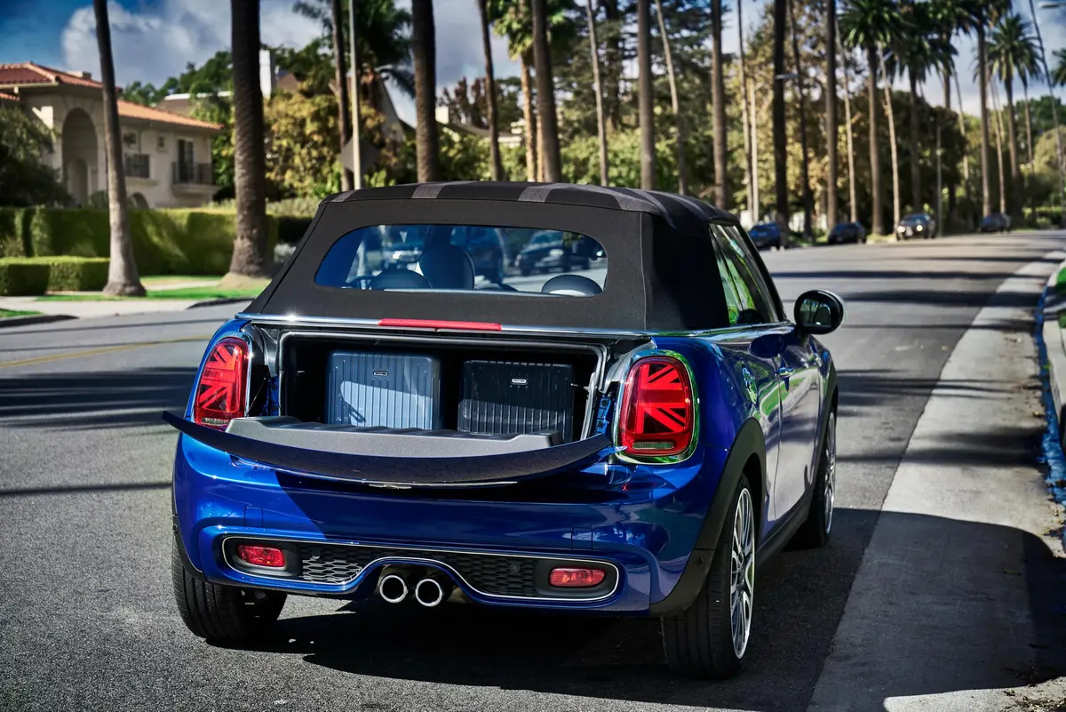 MINI CABRIO