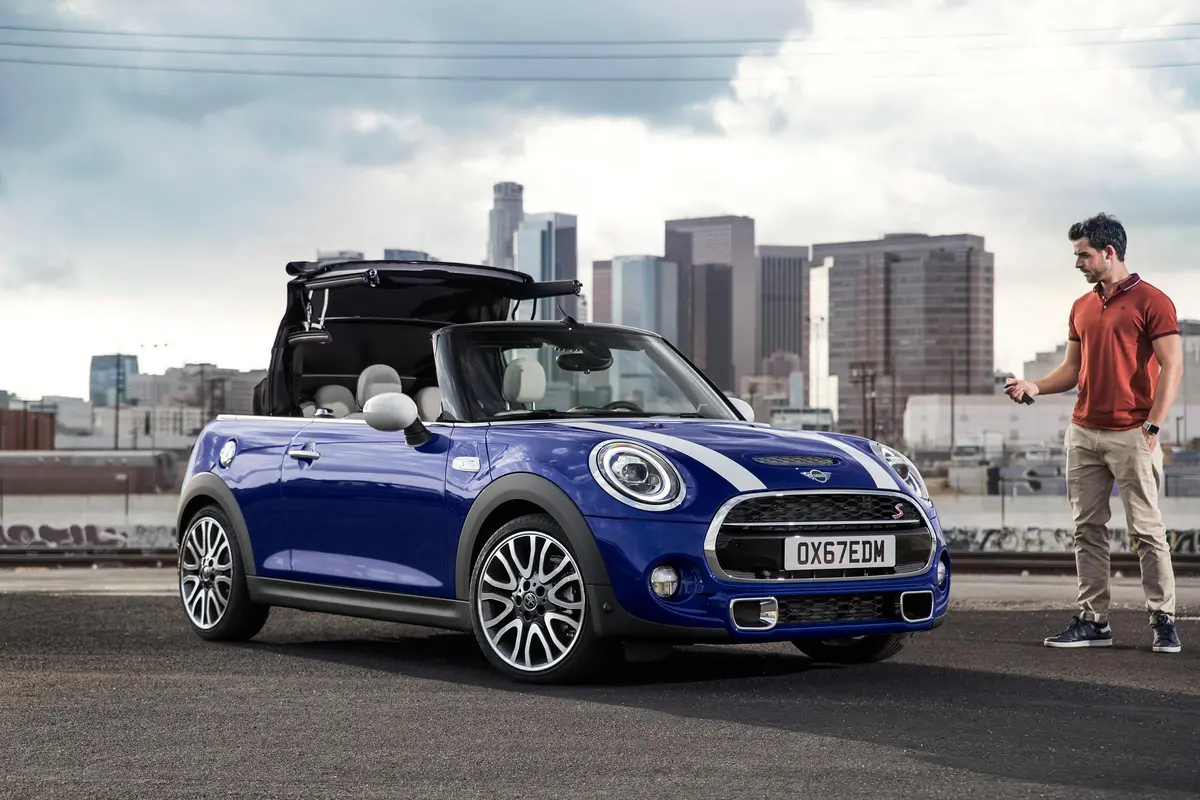 MINI CABRIO