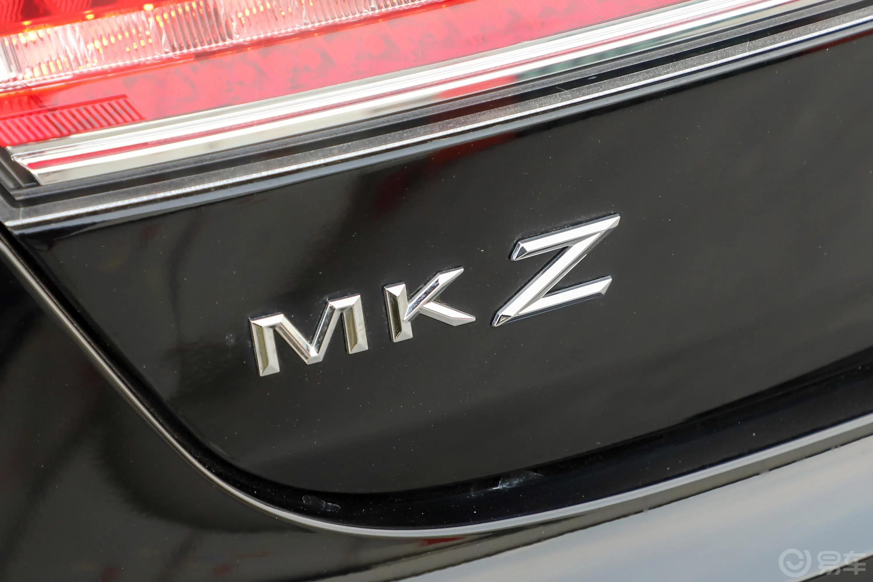 林肯MKZ2.0T 尊耀版外观