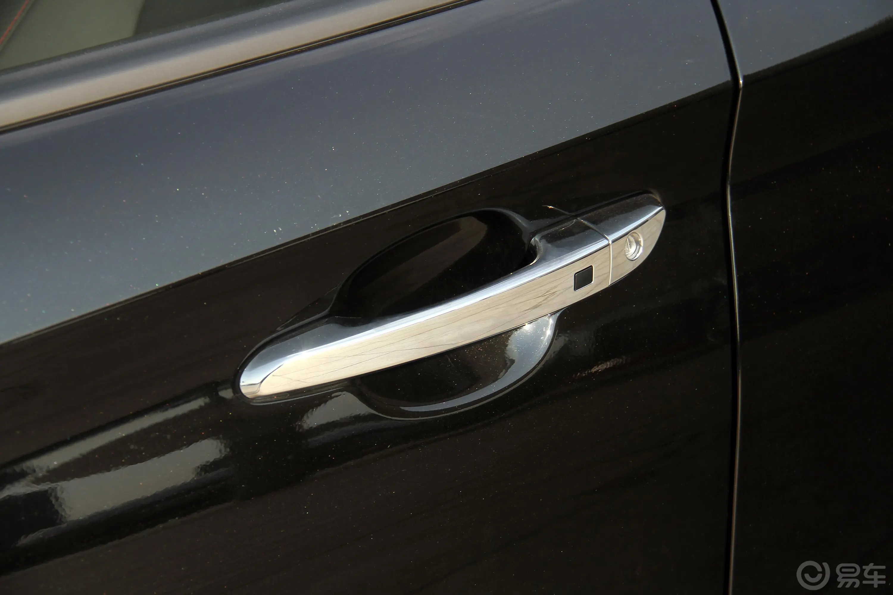 ENCINO 昂希诺1.6T 双离合 致尊版驾驶员侧前门把手
