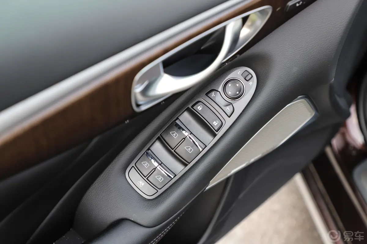 英菲尼迪Q50L2.0T 豪华运动版 国V车窗调节整体