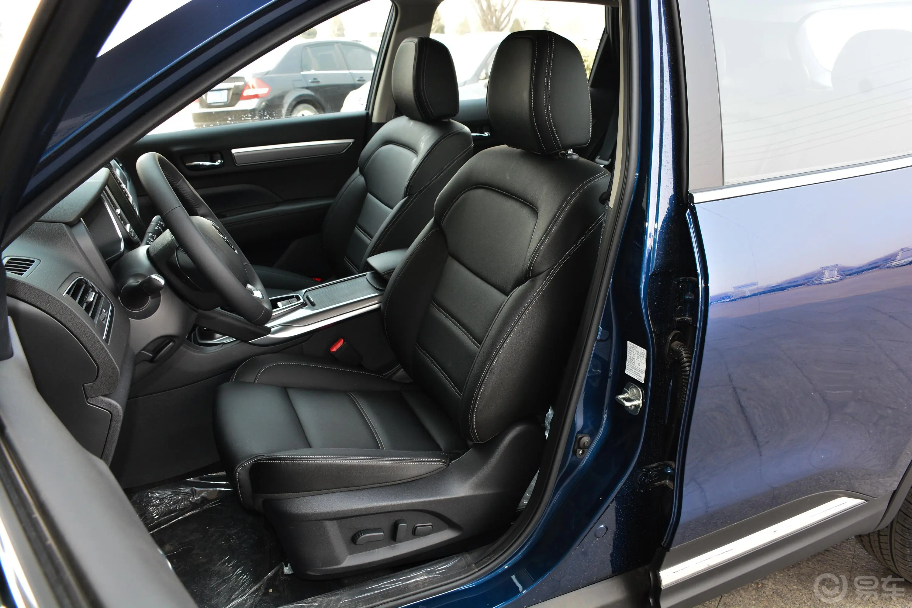 科雷傲2.5L CVT 两驱 尊贵版驾驶员座椅