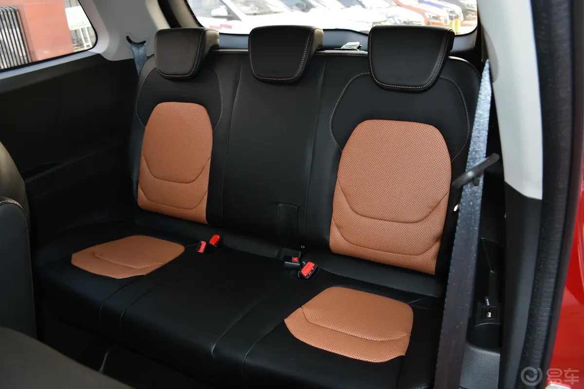 五菱宏光S31.5L 手动 舒适型 国V第三排座椅
