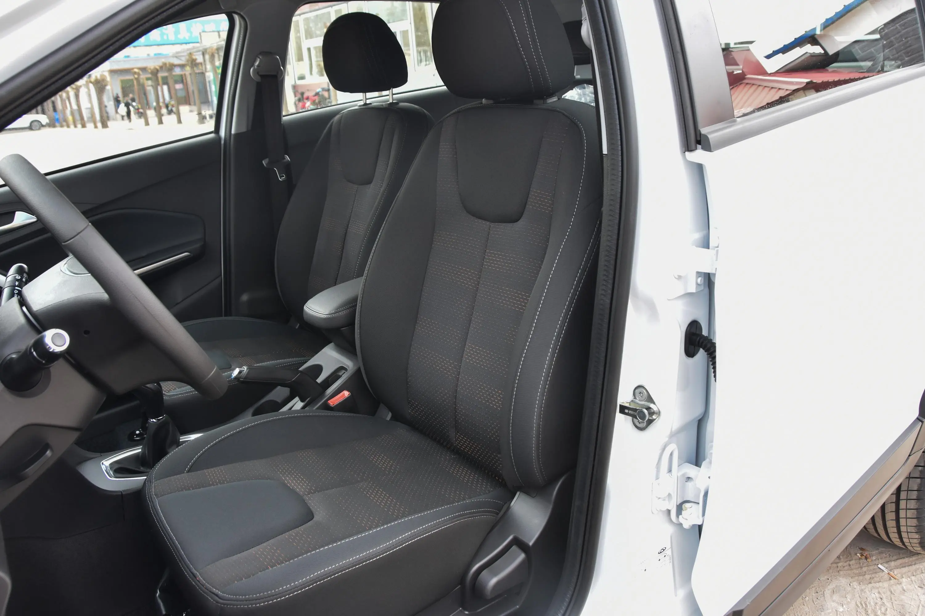 瑞虎3x1.5L 手动 舒适版驾驶员座椅