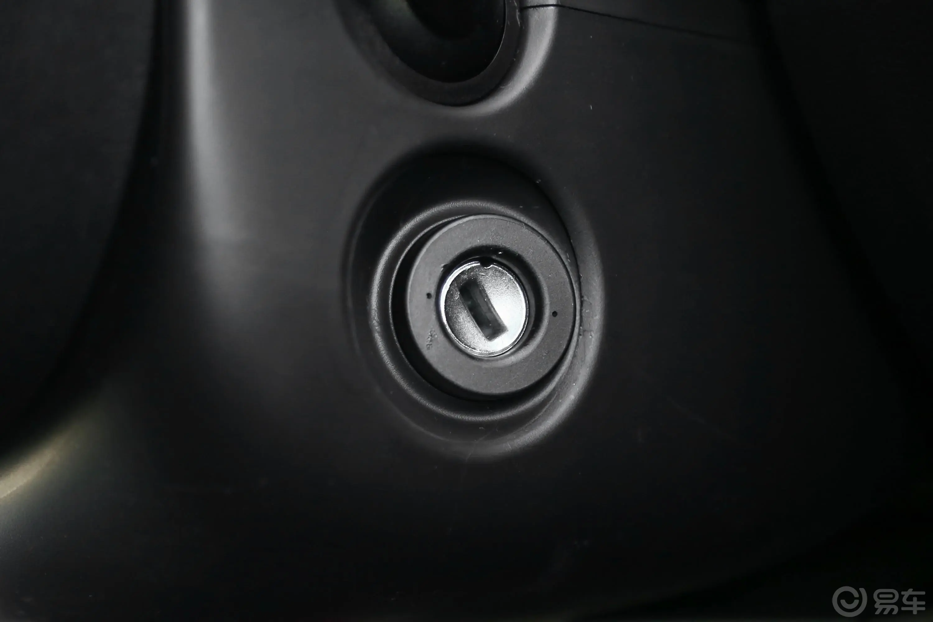晶锐1.4L 自动 车享版钥匙孔或一键启动按键
