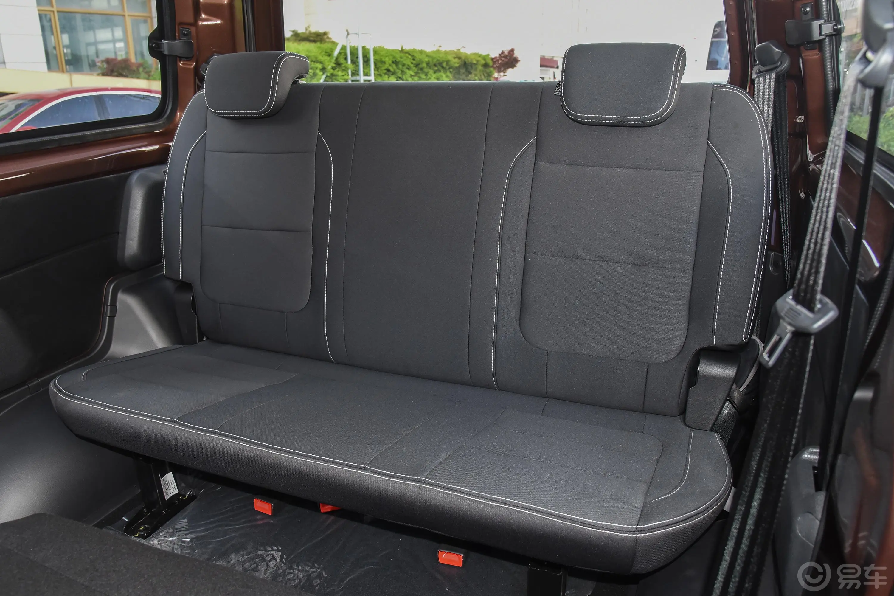 欧诺S欧诺S 1.5L 手动 基本版第三排座椅