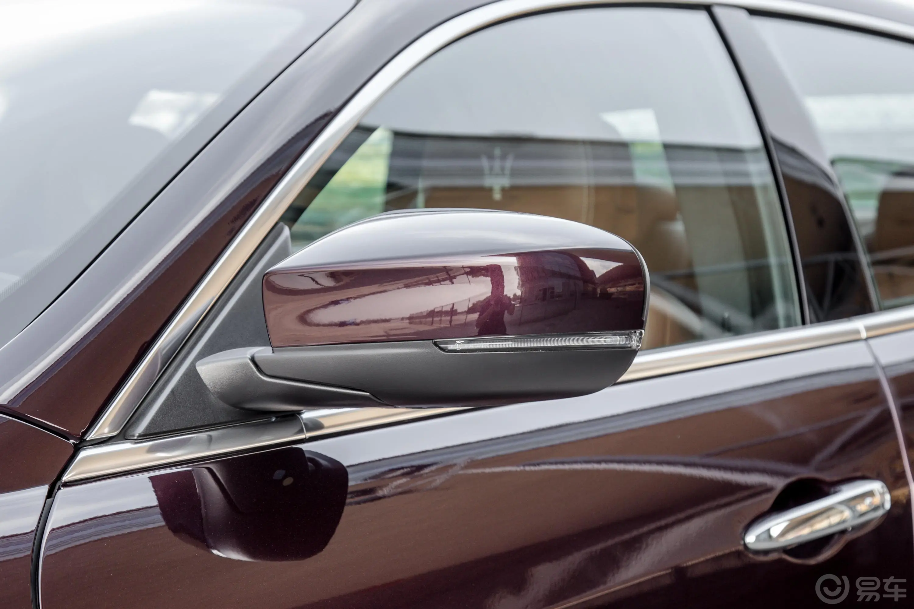 Quattroporte430Hp 豪华版主驾驶后视镜背面