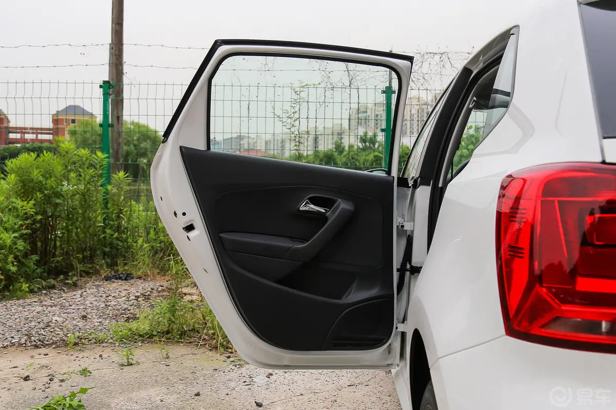 Polo1.5L 自动 安驾版驾驶员侧后车门