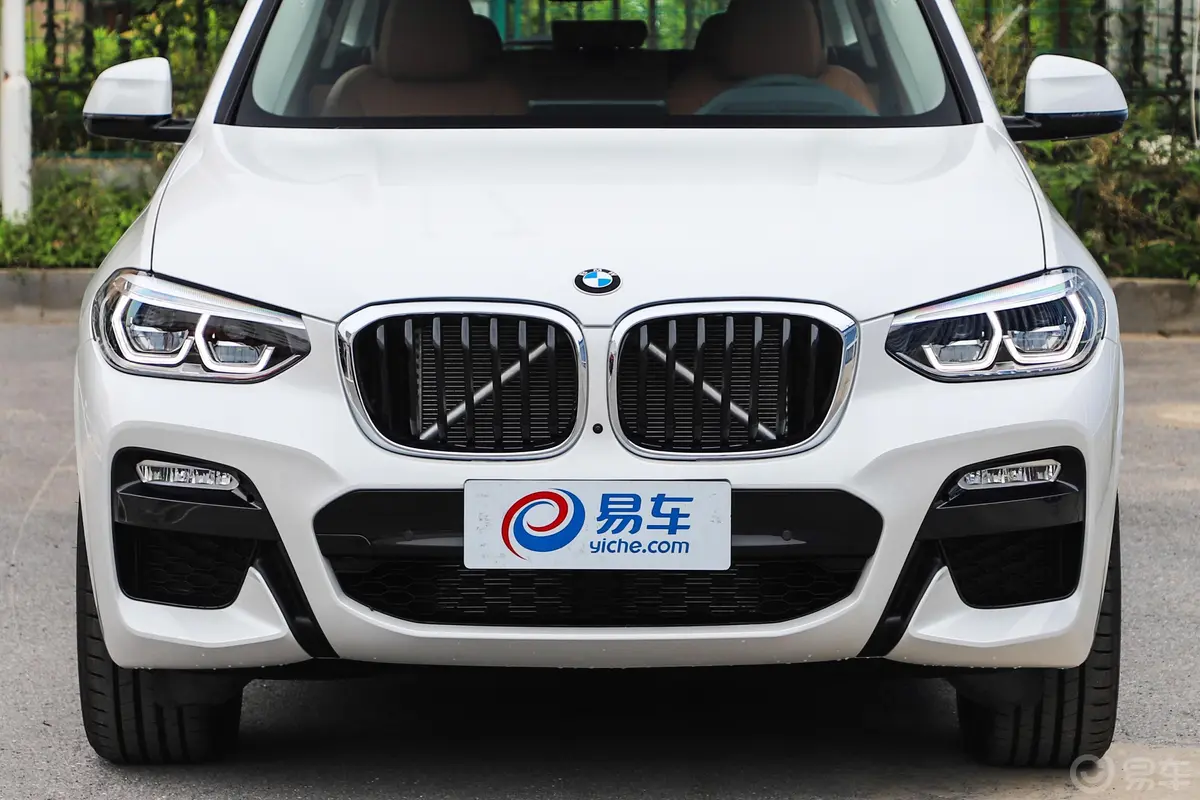 宝马X3xDrive 30i 尊享版 M运动套装 国V外观