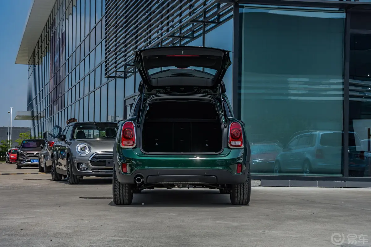 MINI COUNTRYMAN1.5T COOPER ALL4空间