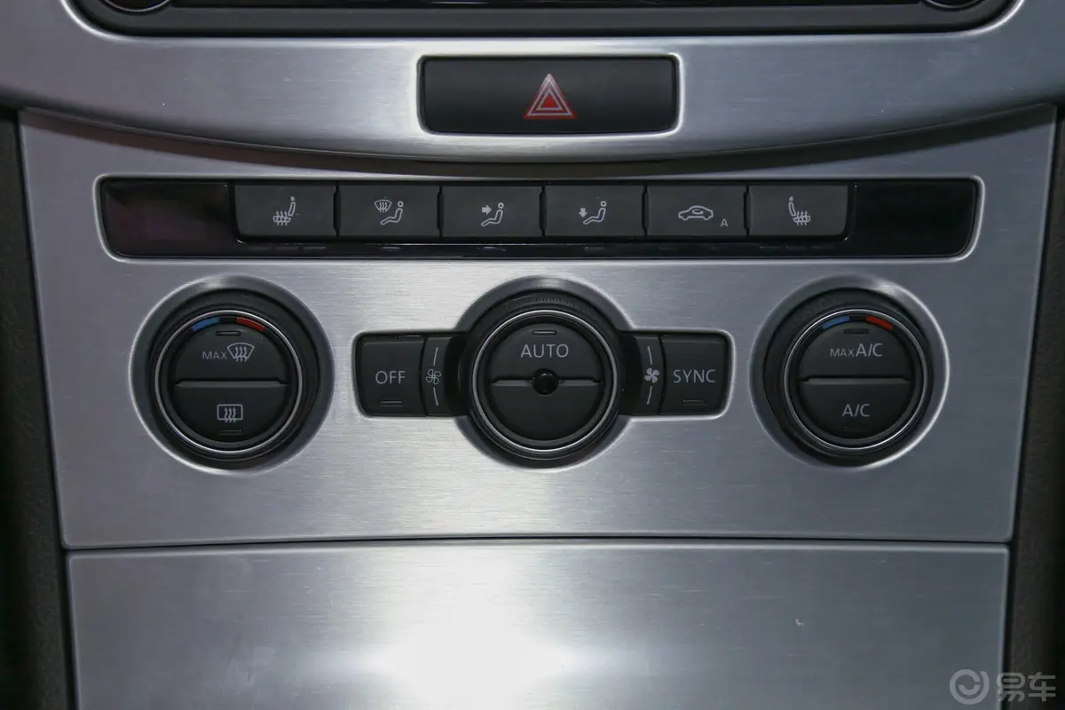 一汽-大众CC1.8T 双离合 豪华版空调