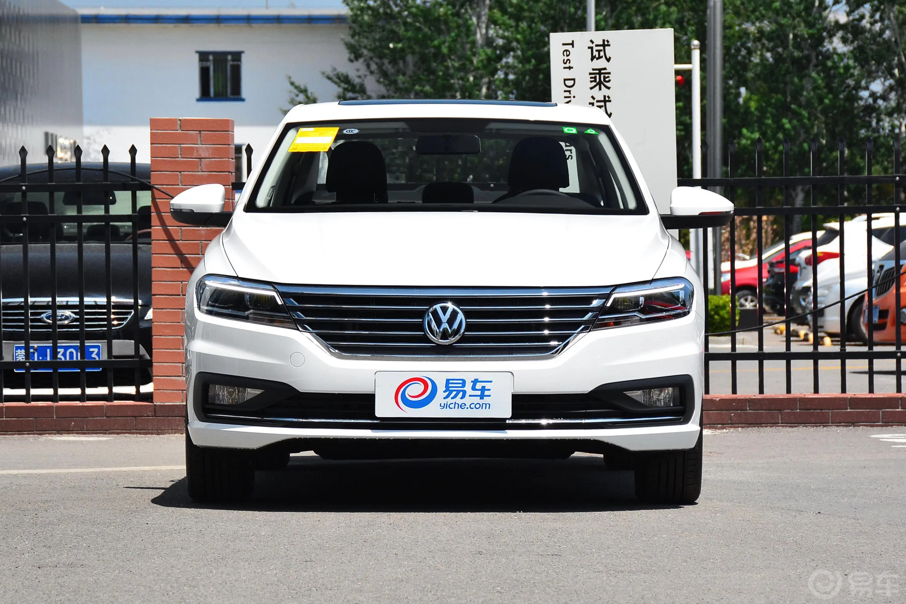 朗逸280TSI 双离合 舒适版 国V正前水平